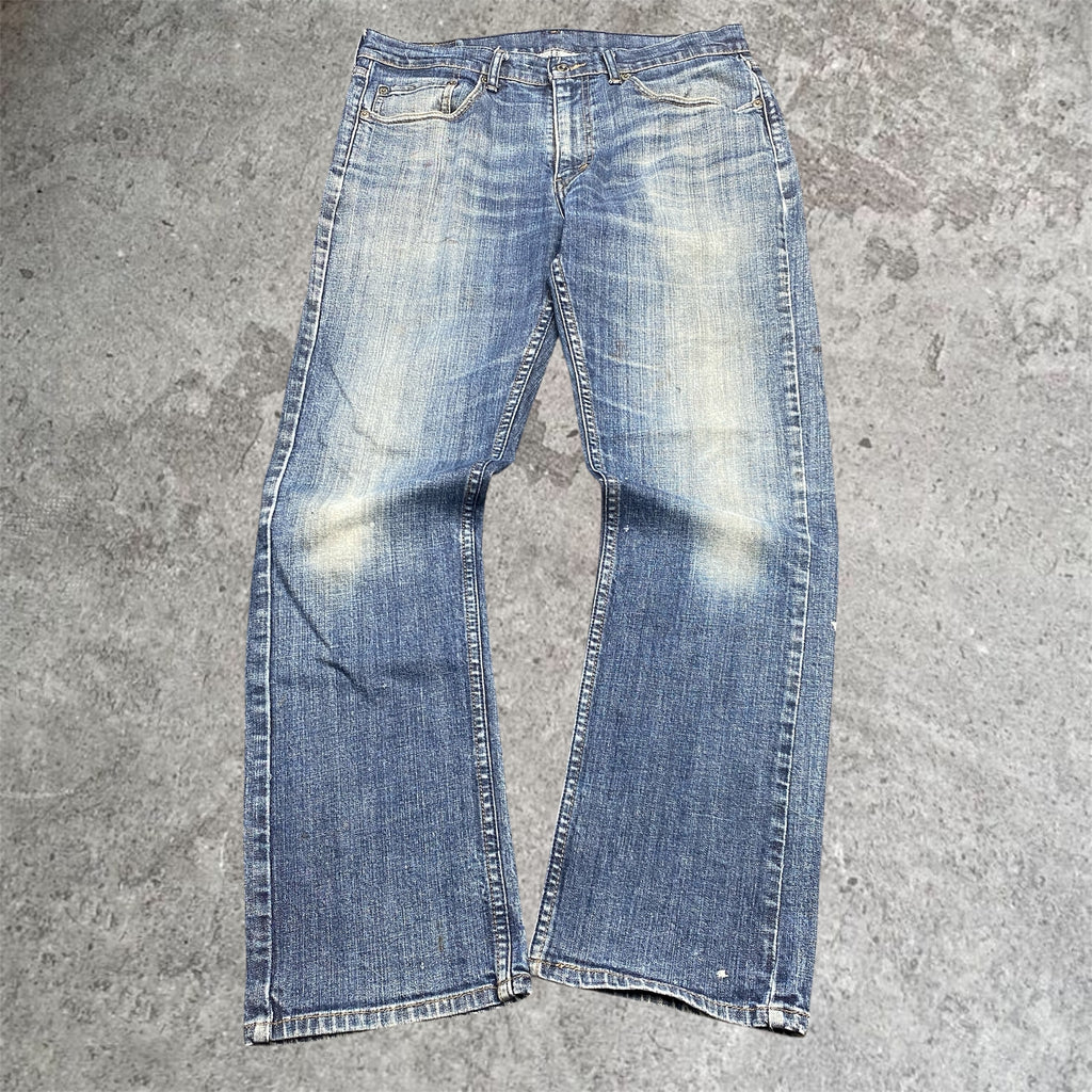 vintage Levi's 559 faders - 34W x 31L
