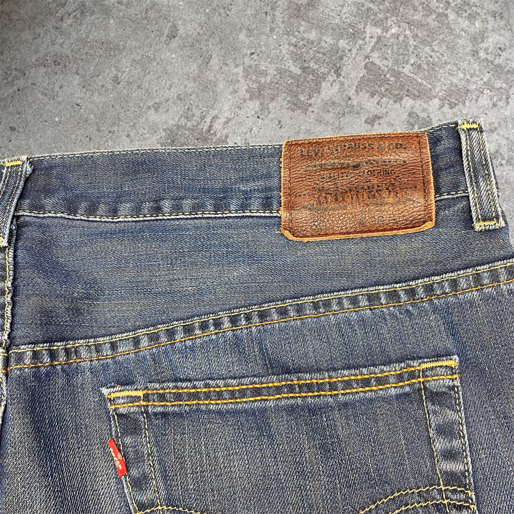 vintage Levi's 503 bootcuts - 39W x 32L