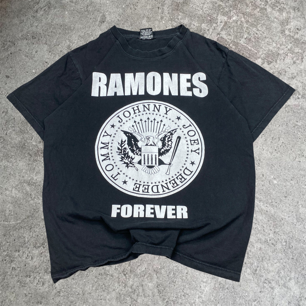 vintage Ramones boot tee - L