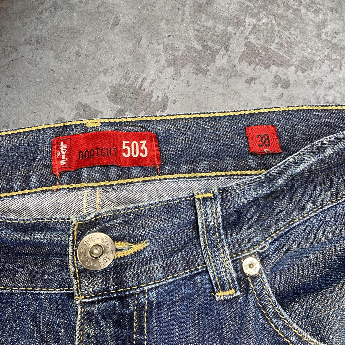 vintage Levi's 503 bootcuts - 39W x 32L