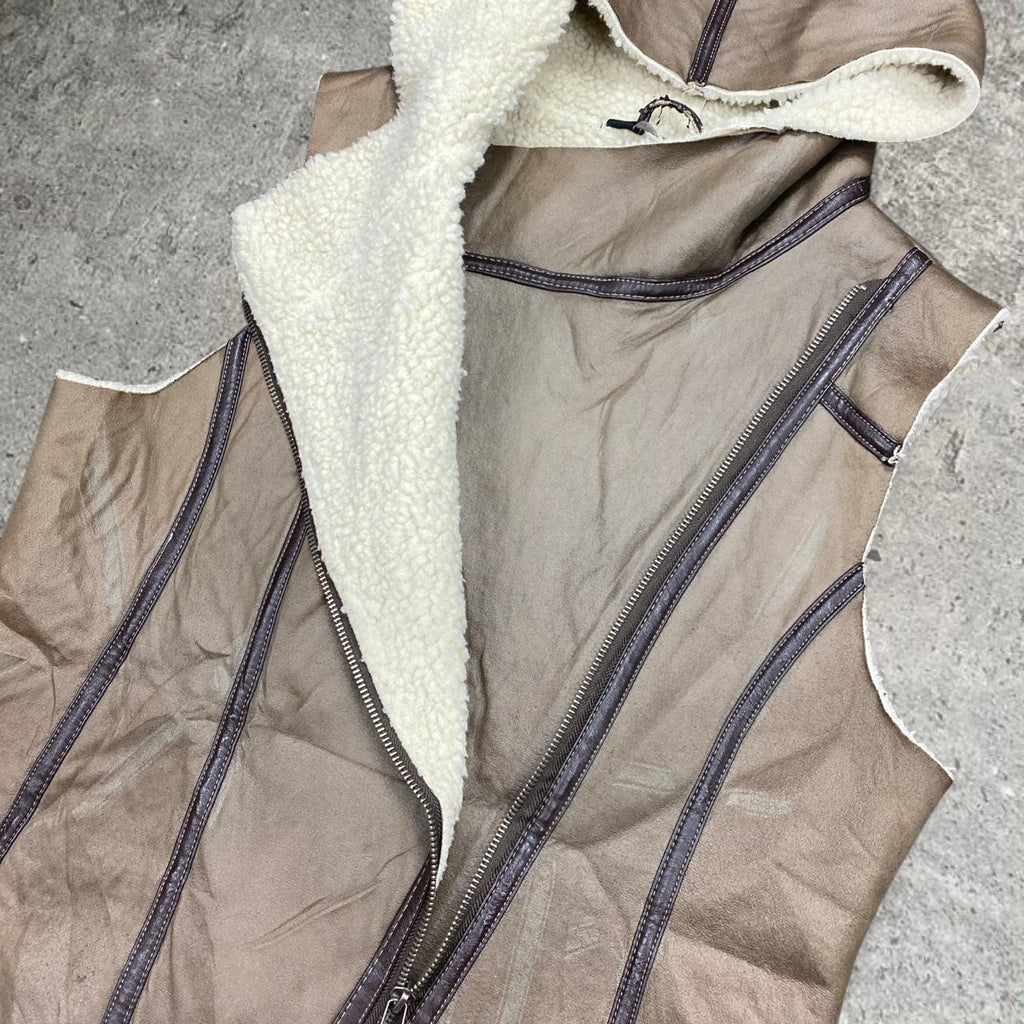 Sick vintage Glassons sherpa lined hooded detailed vest, fits M womens best
