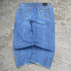 Sick 2000s washed baggy tapered jeans, measures 38W x 25L