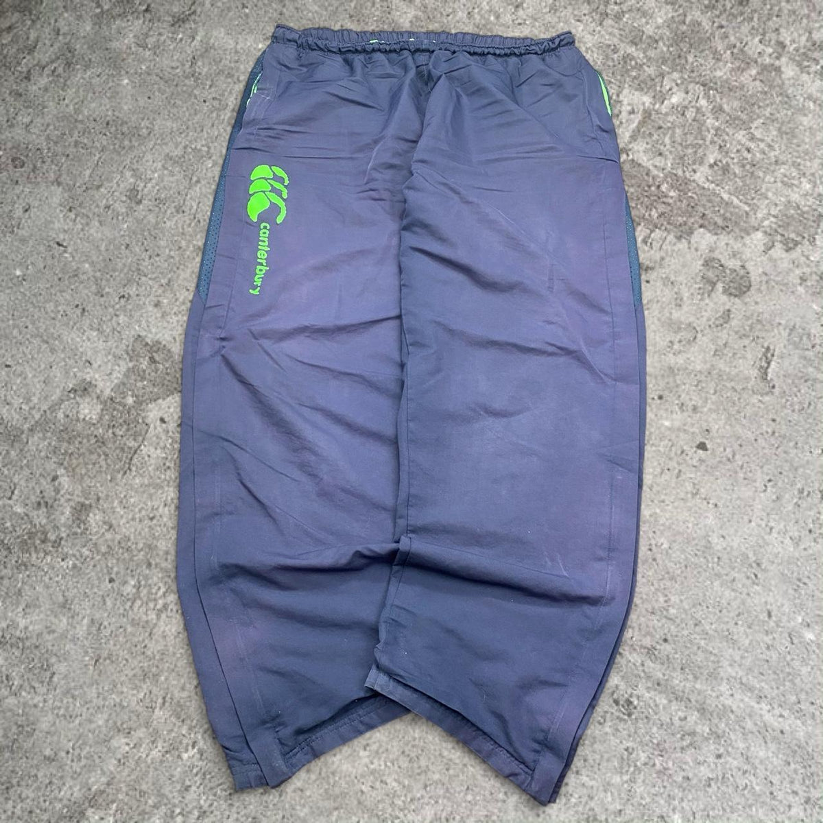 Sick baggy 2000s Canterbury lined blue and green track pants, fits 34-38W best