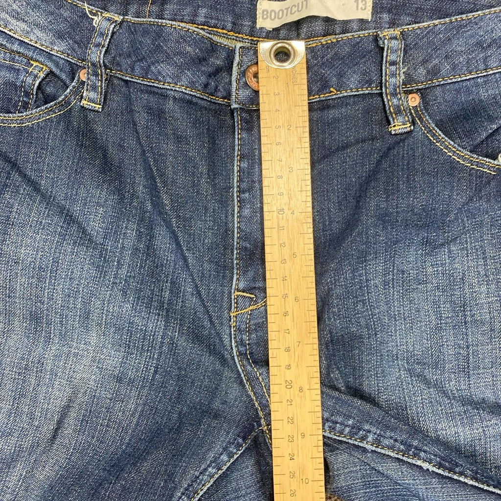 Sick 2000s low rise bootcut washed jeans, measures 35W x 30L
