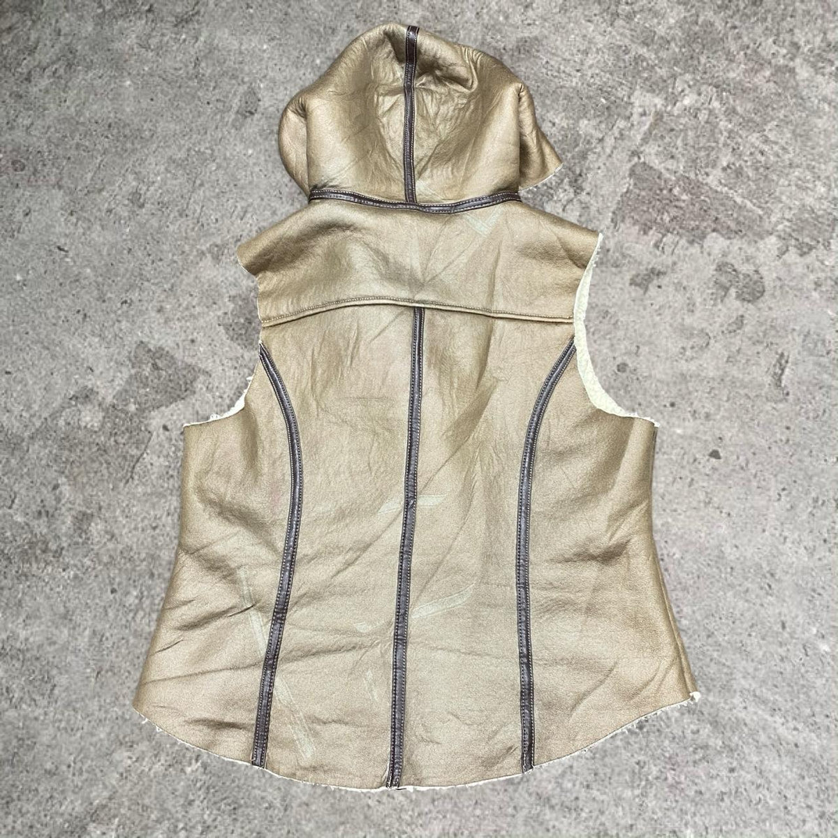 Sick vintage Glassons sherpa lined hooded detailed vest, fits M womens best
