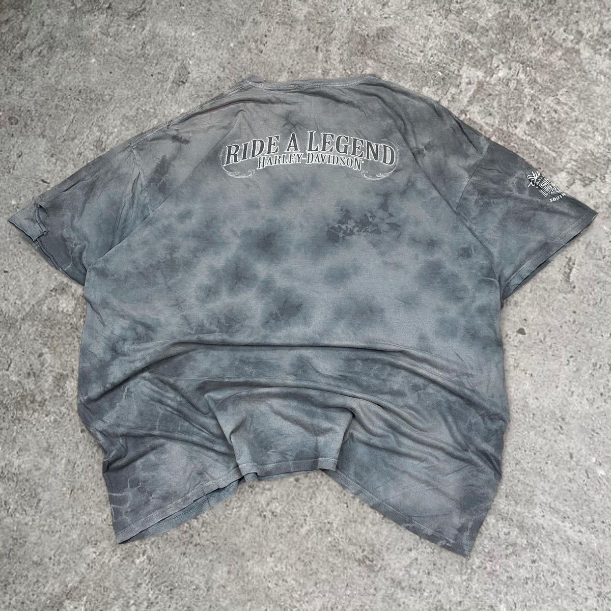 Sick 2009 Harley Davidson Sturgis Y2K tie dye style tee, fits XL/XXL mens best