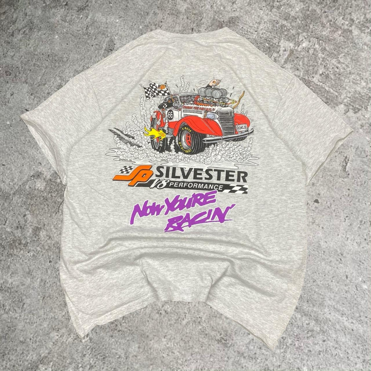 Sick 2000s V8 racing tee, fits M mens best