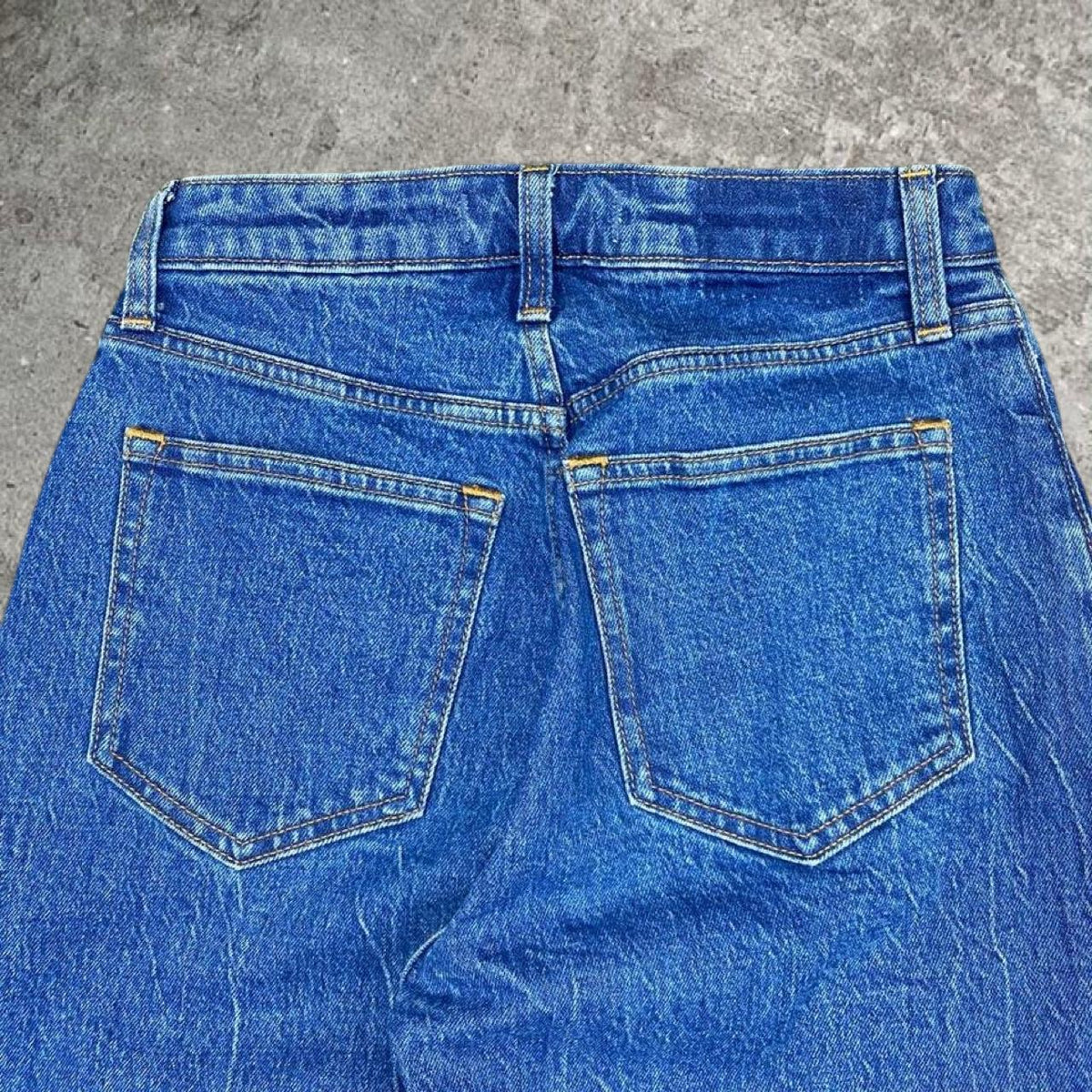 Sick Abercrombie and Fitch wide leg straight cut jeans, measures 26W x 27L
