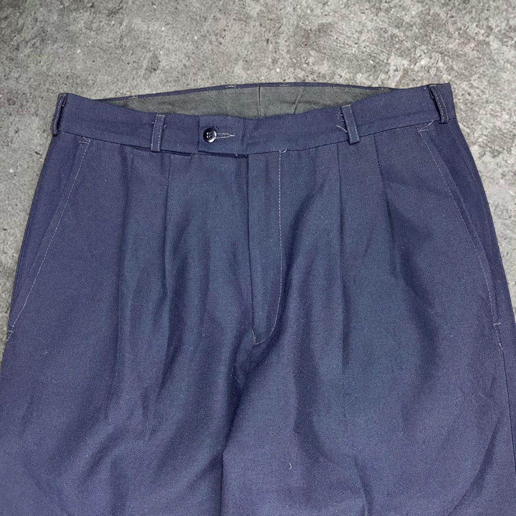 Lovely vintage wide leg double pleated navy wool blend pants, measures 32W x 31L