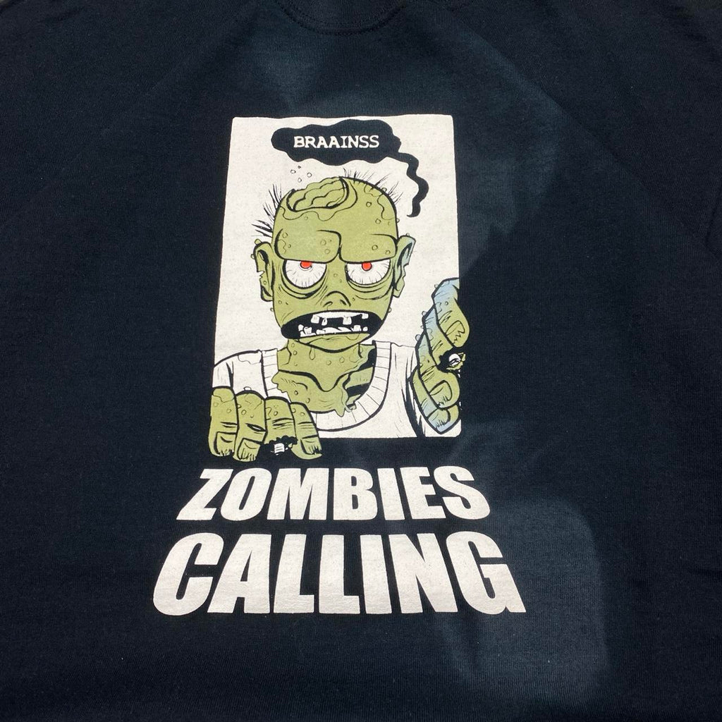 Sick 2000s zombies calling skate tee, fits S/M mens best