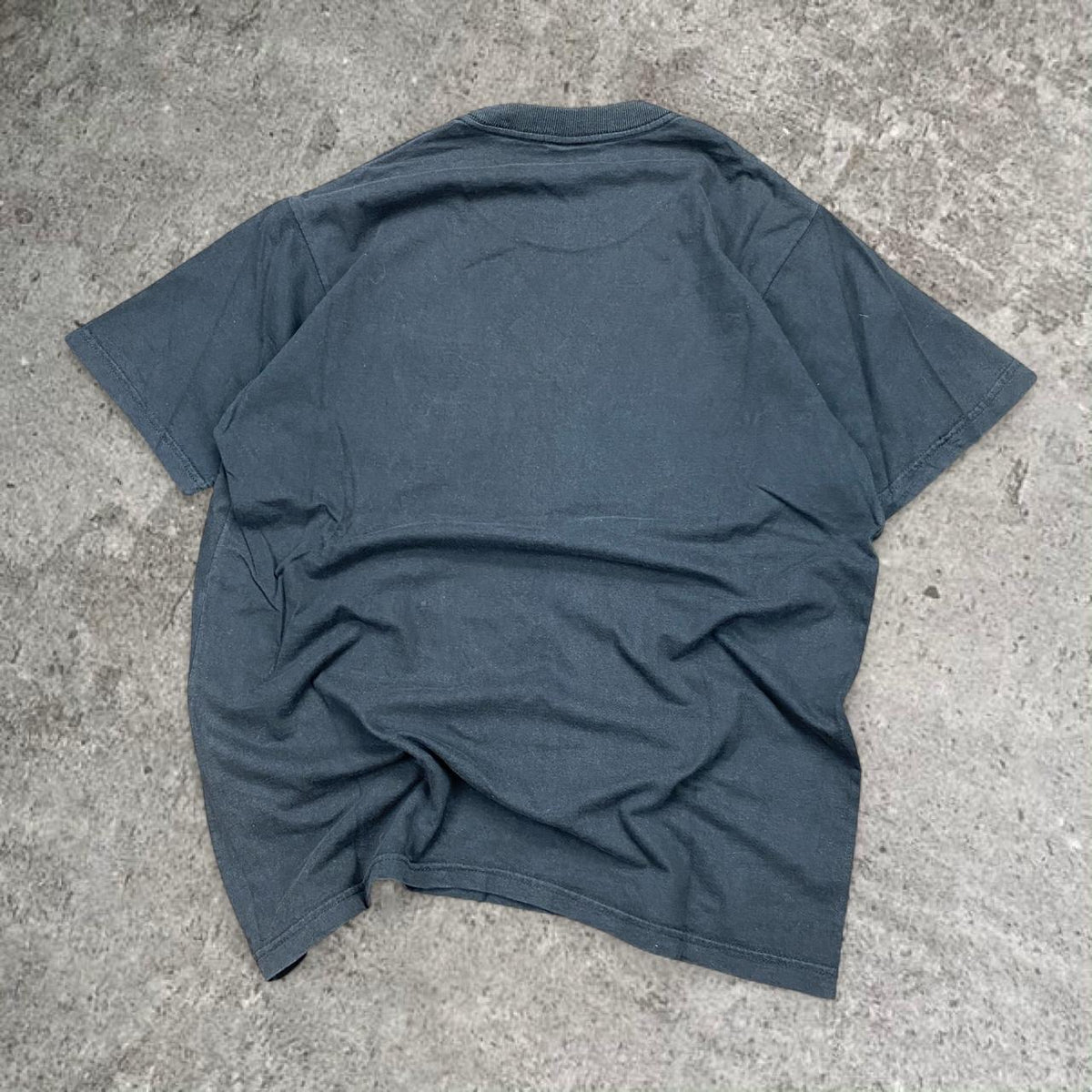 Sick 2000s Y2K Thrasher skate flame tee, fits S/M mens best