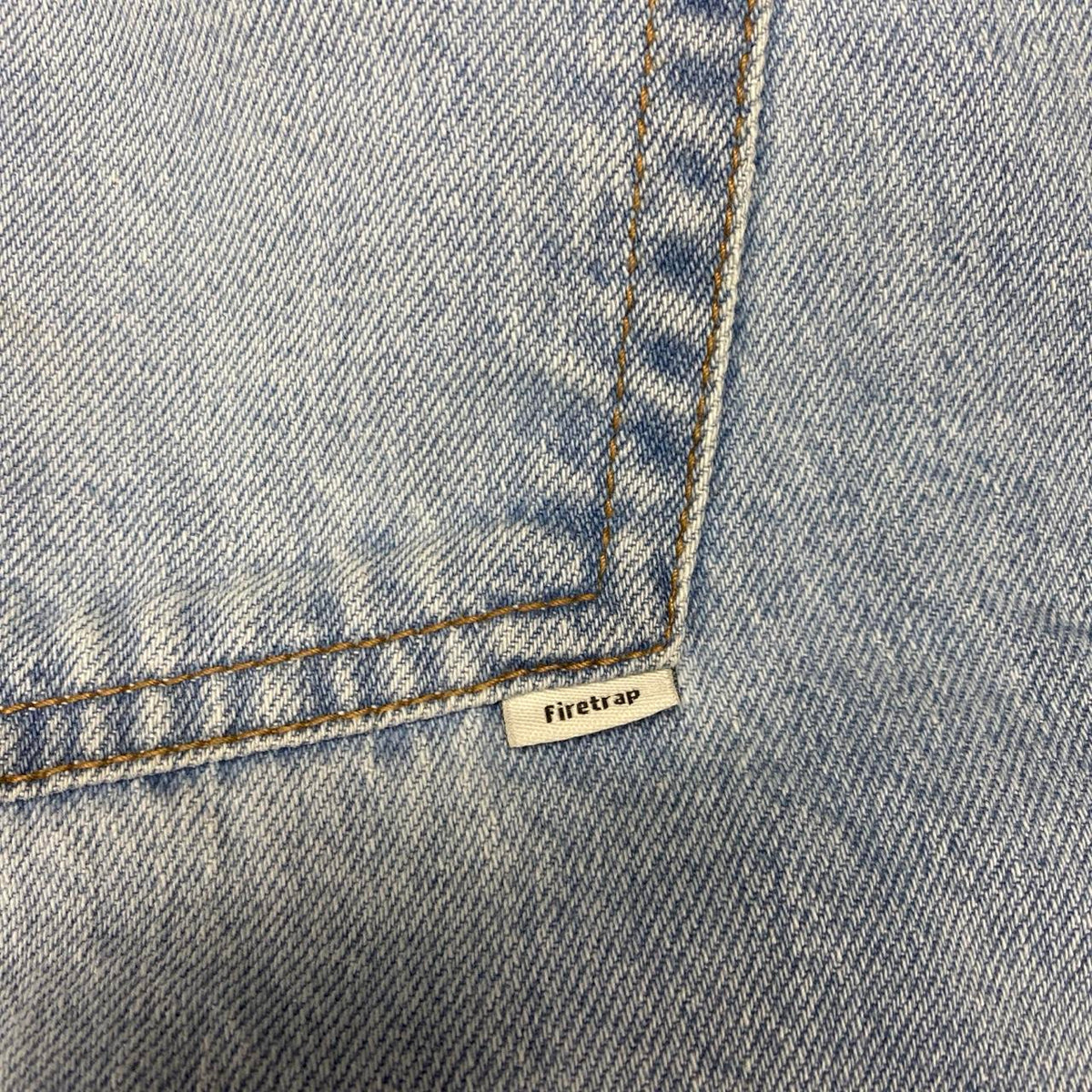 Insanely baggy wide leg Fitetrap washed jeans, measures 40W x 40.5” outseam length