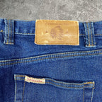 Sick 2000s Commanche straight cut washed jeans, measures 36W x 31L