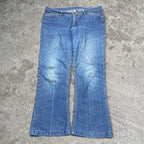 Cute 2000s bootcut low rise embroidered washed jeans, measures 34W x 35.5” outseam length